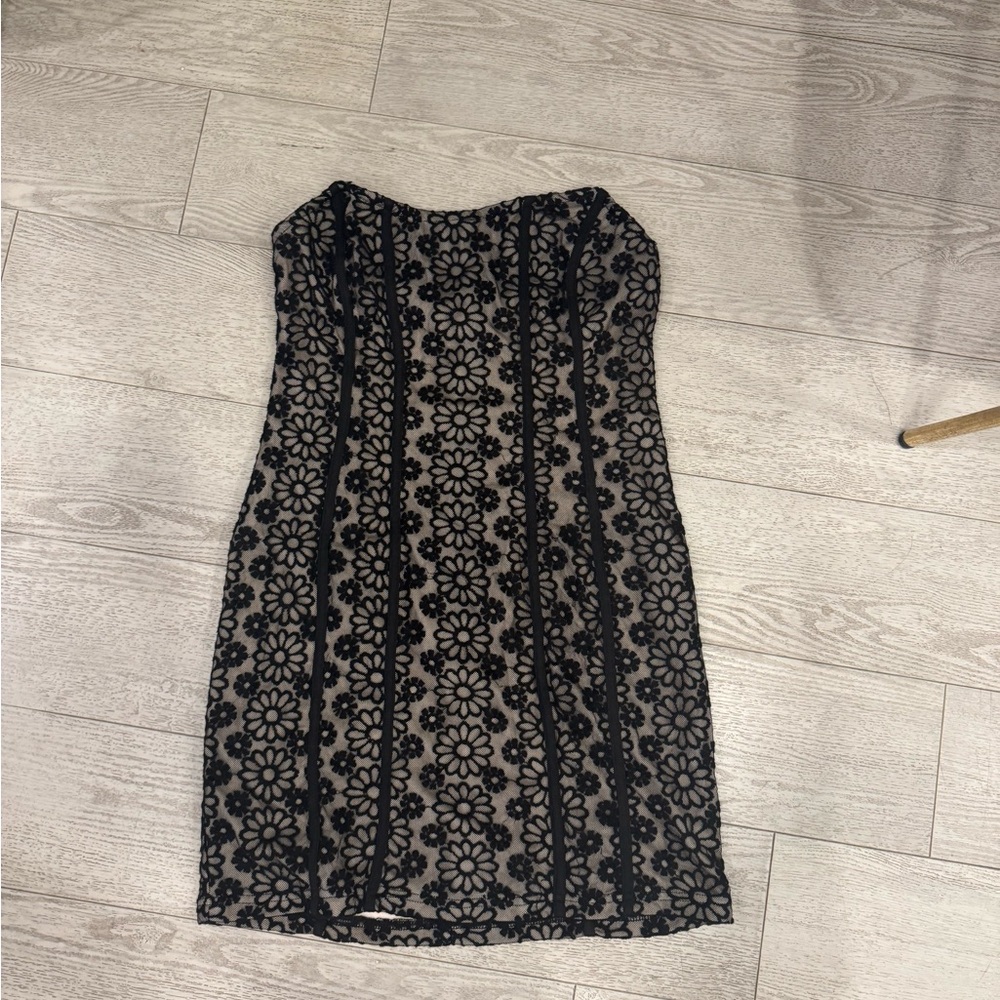 Elegant Black Lace Dress